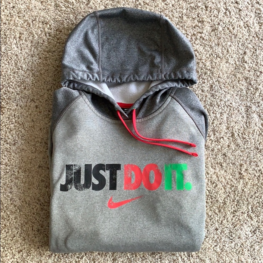 Nike Therma-Fit Hoodie